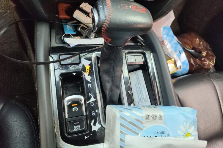 Used GAC Trumpchi GS8 2017 320T Four-Wheel Drive Luxury Smart Connectivity Version (7 Seats) Gear Lever