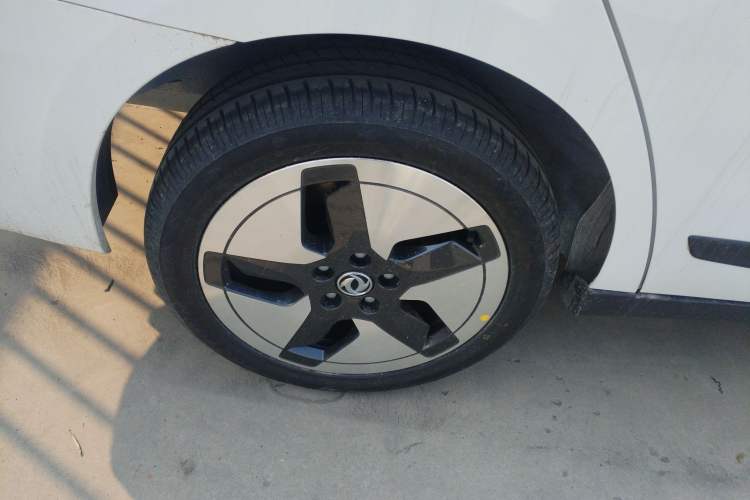 Used Dongfeng Aeolus E70 2023 PRO Comfort Edition