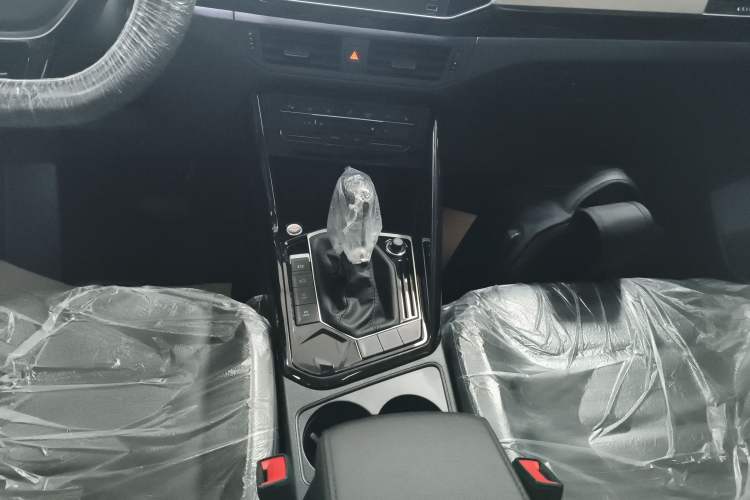 Used Volkswagen Tayron 2022 280TSI Two-Wheel Drive Luxury Smart Connectivity Version