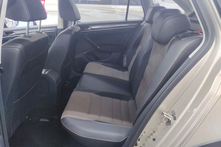 Used Volkswagen C-TREK 2017 1.6L Automatic Comfort Model
