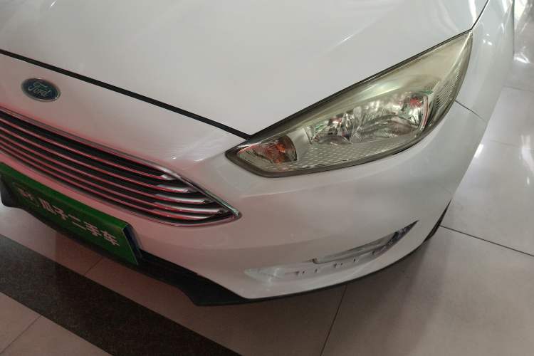 Used Ford Focus 2015 Sedan 1.6L Automatic Comfort Model