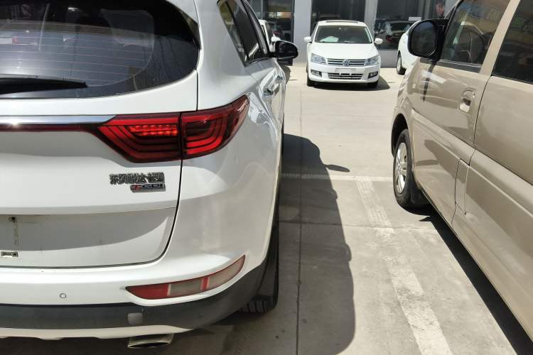 Used Kia KX5 2016 1.6T Automatic Two-Wheel Drive DLX