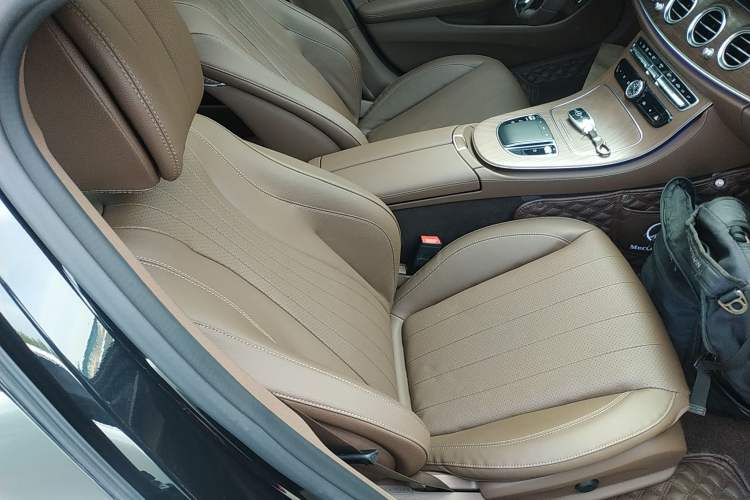 Used Mercedes-Benz E-Class New Energy 2023 E 350 e L Plug-in Hybrid Sedan