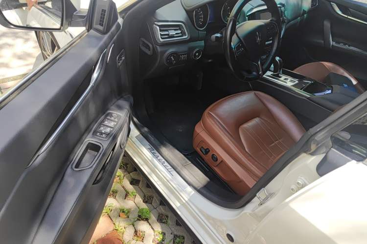 Used Maserati Ghibli 2014 3.0T Standard Edition
