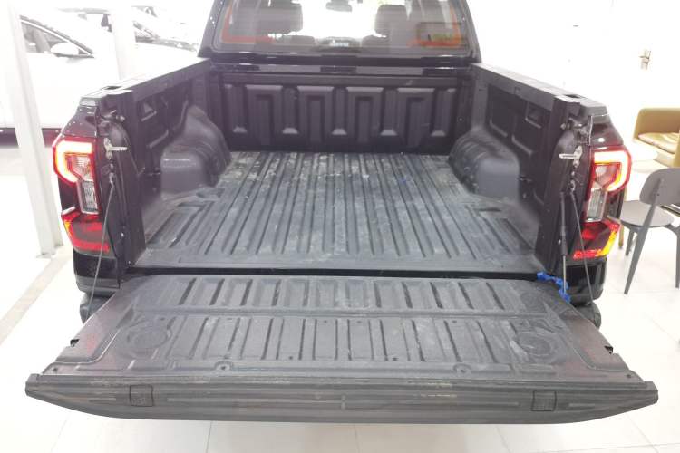 Used Ford Ranger 2023 Shanlin 4x4 Automatic Version Gasoline
