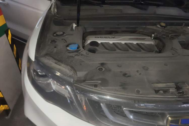 Used Geely Auto Emgrand X7 Sport 2020 1.8TD DCT Two-Wheel Drive Smart Connect 4G-Enabled Version