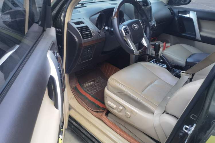 Used Toyota Prado 2010 4.0L Automatic VX NAVI
