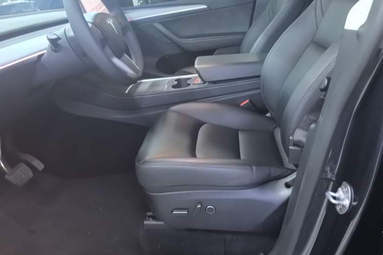 Used Tesla Model Y 2024 Rear-Wheel-Drive Version Left Front Seat