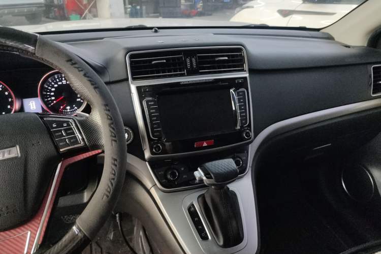 Used Haval M6 2018 1.5T DCT Two-Wheel Drive Elite Model
