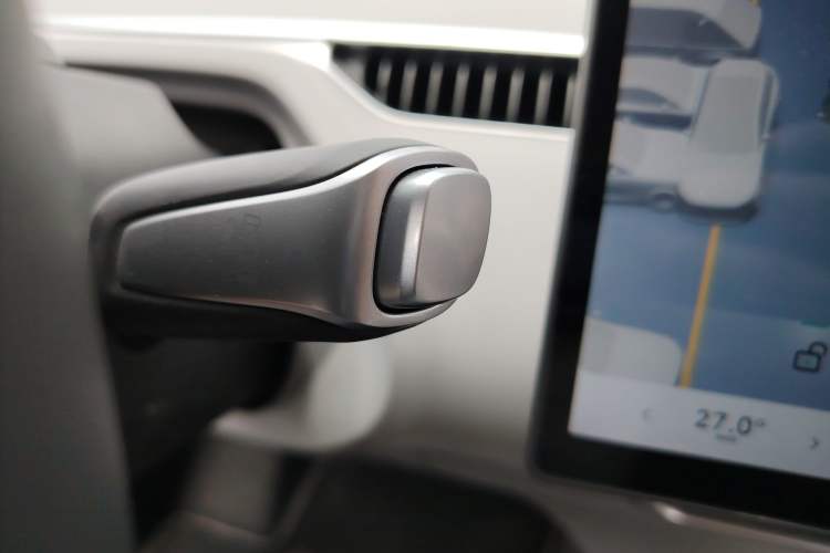 Used XPeng MONA M03 2025 600 with Ultra-Long Range Max Gear Lever