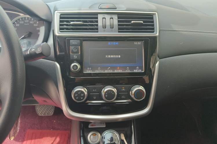 Used Nissan Tiida 2016 1.6L CVT Smart Drive Edition Audio And AC Panel