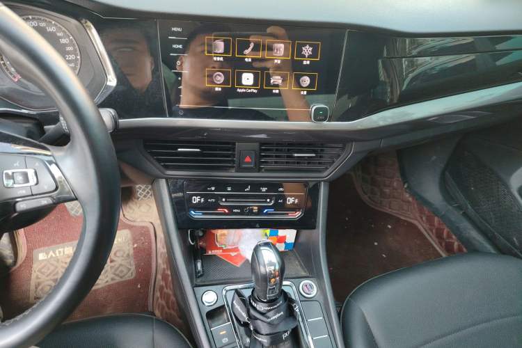 Used Volkswagen Bora 2021 1.5L Automatic Elite Smart Connect Edition Audio And AC Panel