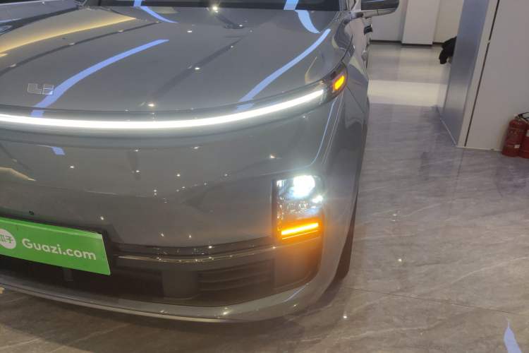 Used Li Auto L8 2025 Ultra Smart Refreshed Edition