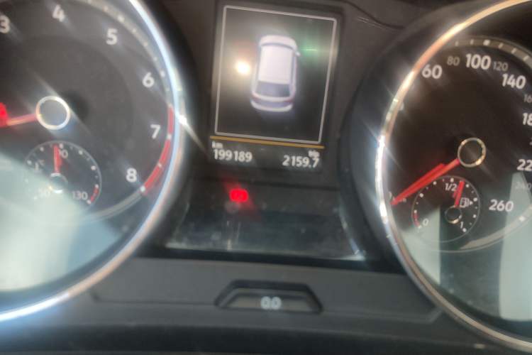 Used Volkswagen Tiguan L 2017 330TSI Automatic Two-Wheel Drive Comfort Edition Odometer Close Up