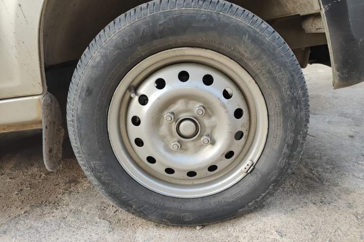 Used Wuling Zhiguang 2013 1.0L Practical Version