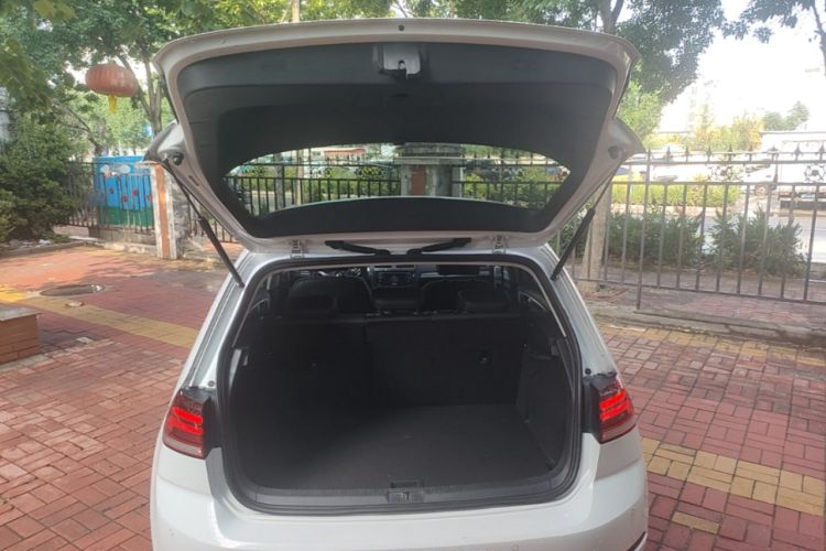 Used Volkswagen Golf 2018 1.6L Automatic Comfort Model