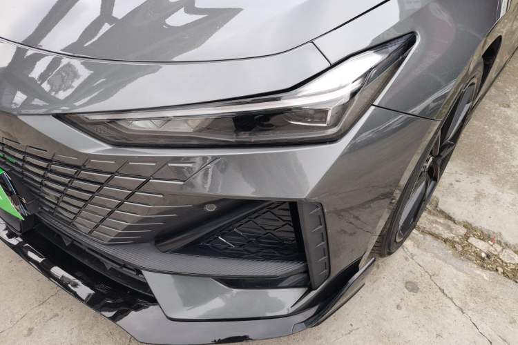 Used CHANGAN UNI-V 2023 1.5T Sport Edition
