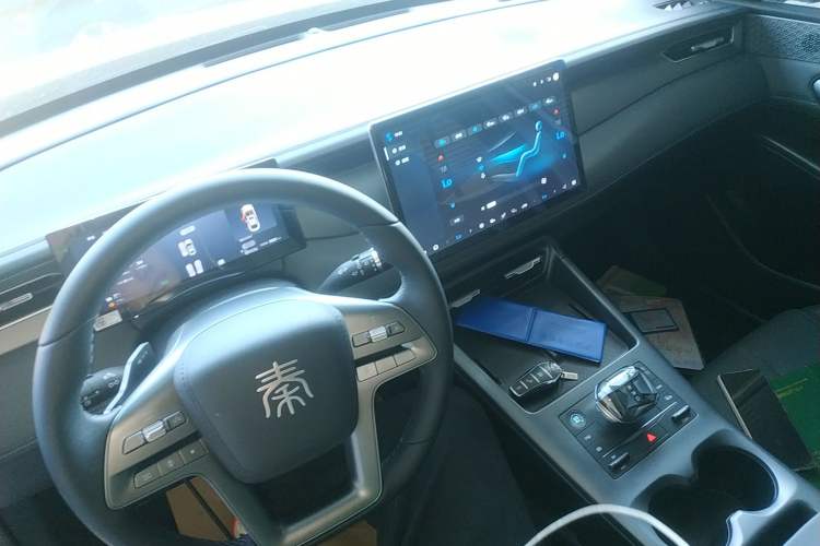 Used BYD Qin PLUS 2025 DM-i Smart Drive 120KM Superior Model
