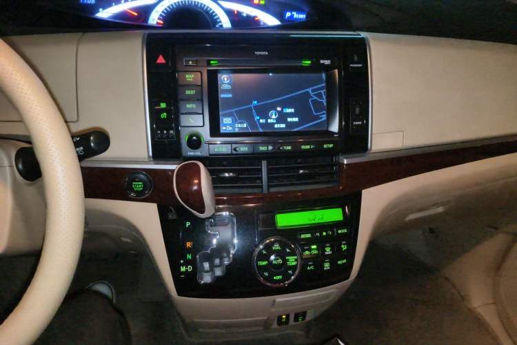 Used Toyota Previa 2012 2.4L 7-Seater Luxury Edition Audio And AC Panel