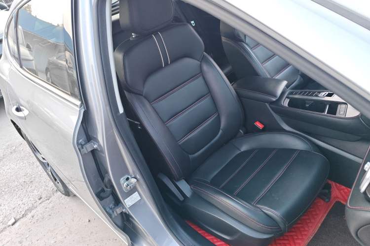 Used MG 6 2020 1.5T Automatic Trendsetting Luxury Edition Right Front Seat