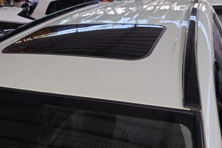 Used Toyota RAV4 2020 Dual-Engine 2.5L E-CVT Two-Wheel Drive Elite Edition