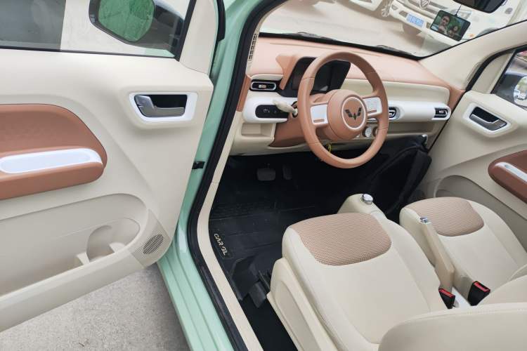 Used Wuling Hongguang MINIEV 2024 3rd Generation 215km Youth Edition