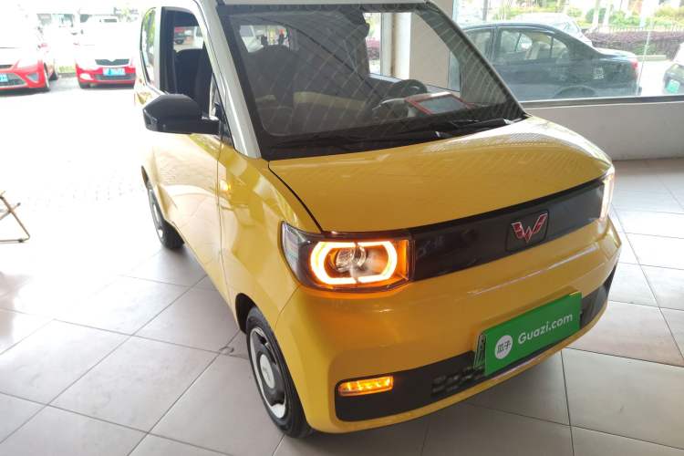 Used Wuling Hongguang MINIEV 2021 Macaron Premium Model – Lithium-NMC