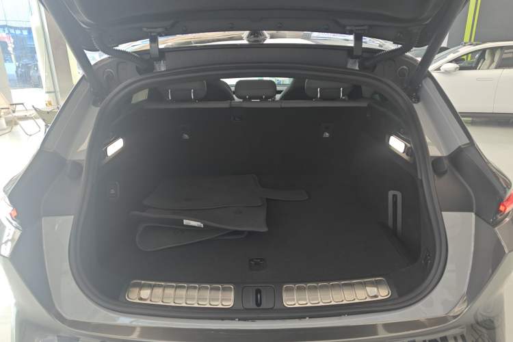 Used Nio ET5T 2024 75kWh Touring Trunk