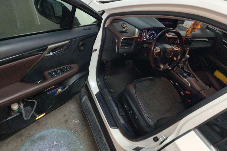 Used Lexus RX 2016 300 4x4 Elegant Edition China V-standard
