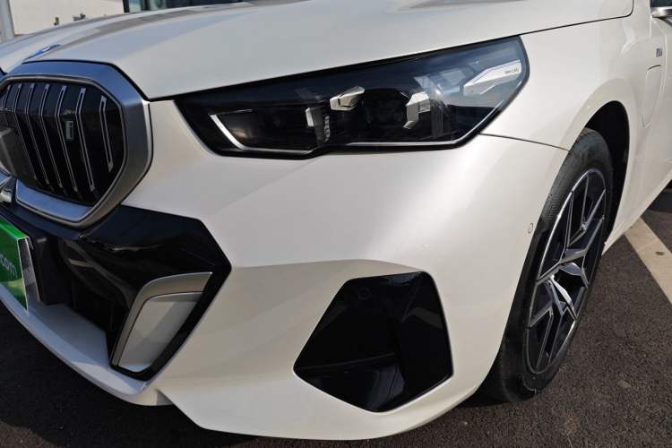 Used BMW i5 2024 eDrive 35L M Sport Package
