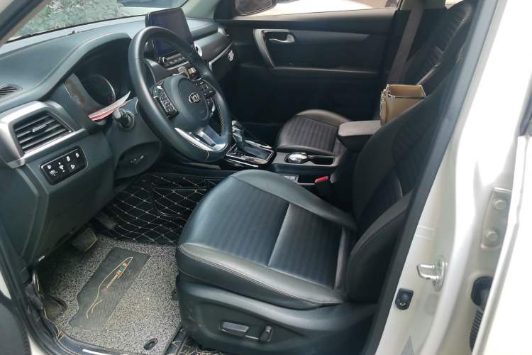 Used Kia Sportage R 2018 2.0L Automatic Smart Luxury Version China V Standard Left Front Seat