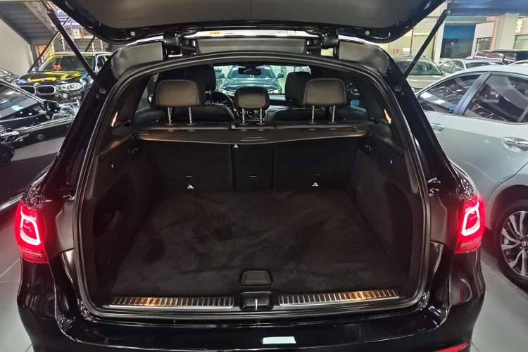 Used Mercedes-Benz GLC 2021 GLC 260 L 4MATIC Luxury Model
