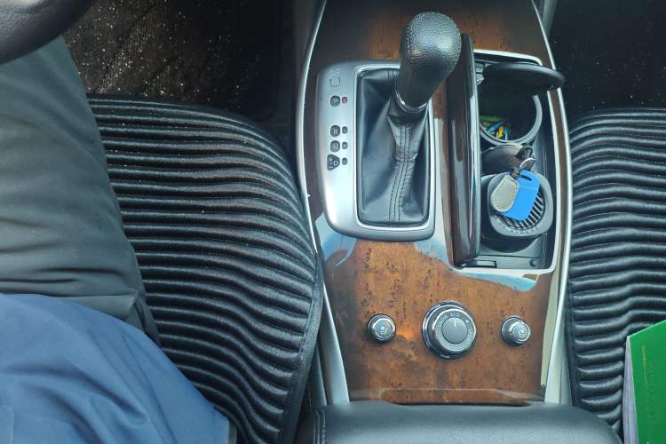 Used Infiniti JX 2013 JX35 4x4 All-Terrain Edition Gear Lever