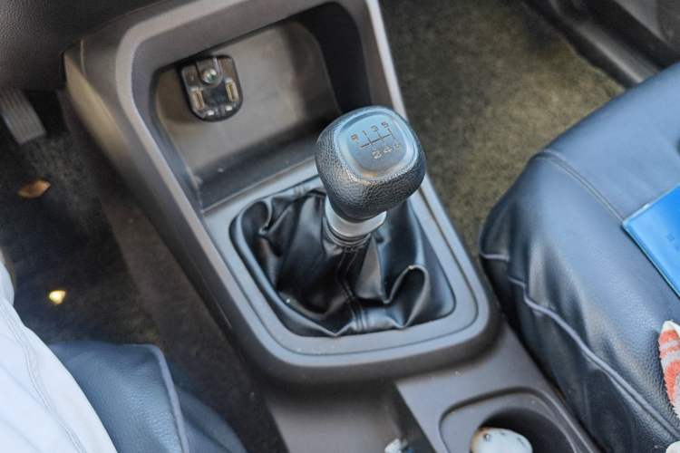 Used Wuling Hongguang V 2019 1.5L Enjoyment Version China VI LAR Gear Lever