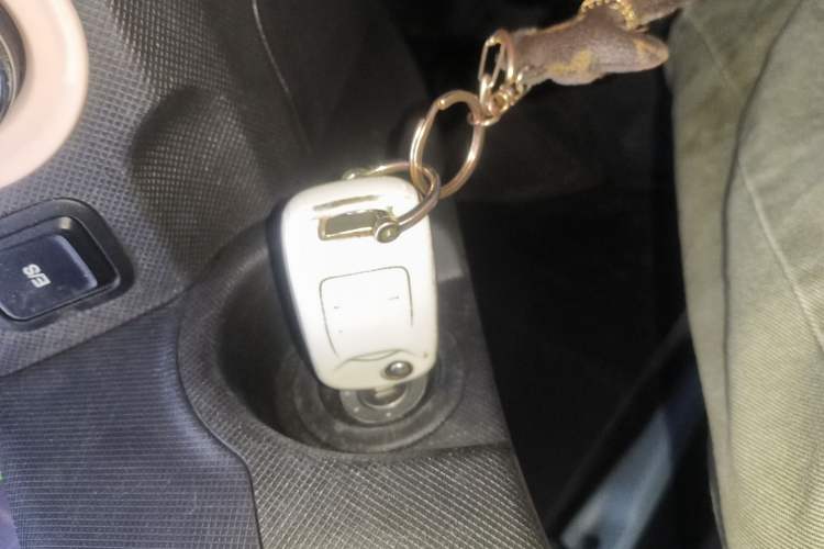 Used Wuling Hongguang MINIEV 2021 Macaron Fashion Model Lithium Iron Phosphate