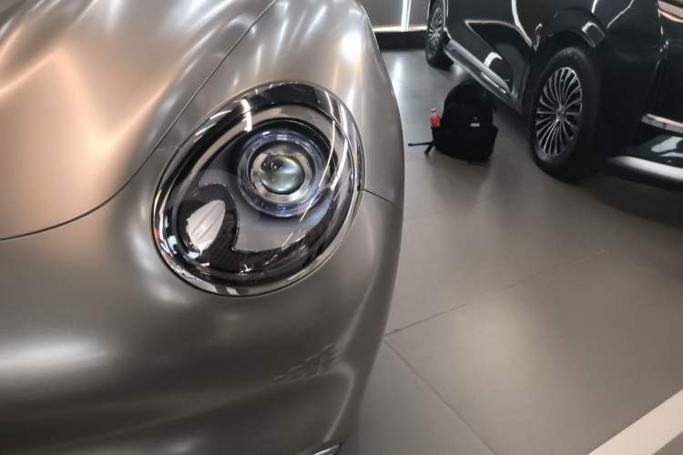 Used ORA Good Cat 2023 401 km Standard Range Premium Version Lithium Iron Phosphate
