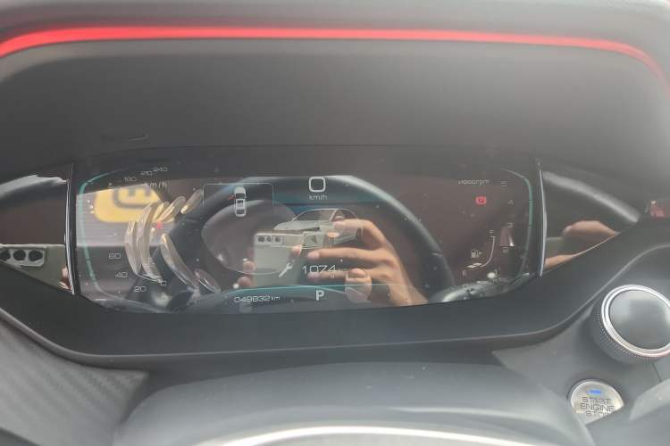 Used Dongfeng Aeolus Yixuan MAX 2021 1.5T Ultra-Stylish Trendsetter Edition Instrument Cluster