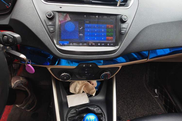 Used Ford Escort 2017 1.5L Manual Comfort Model Audio And AC Panel