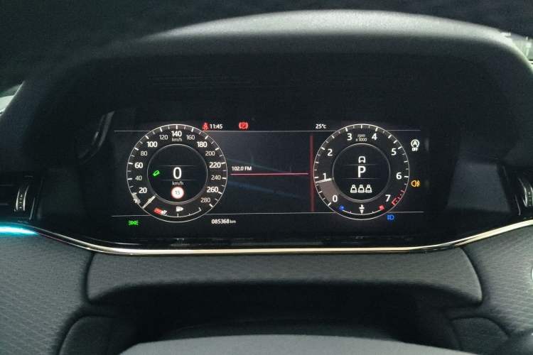 Used Land Rover Range Evoque 2020 249 PS R-DYNAMIC S Sport Edition Instrument Cluster
