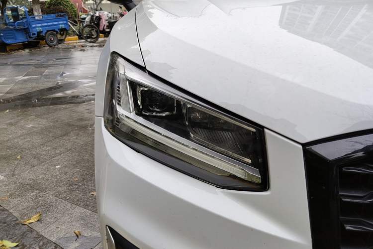 Used Audi Q2L 2018 35 TFSI Launch Exclusive Edition China VI
