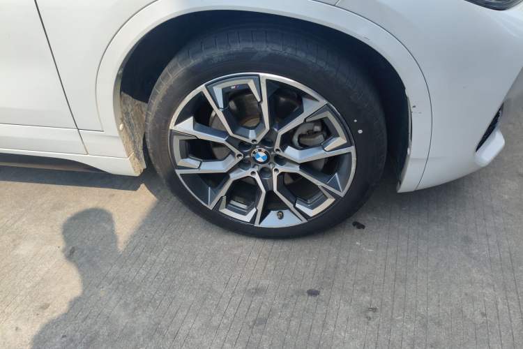 Used BMW X2 2021 sDrive25i Midnight Edition Right Front Wheel Hub