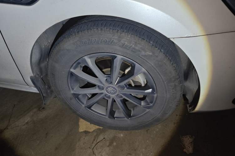 Used BYD Qin PLUS 2021 EV 400KM Leading Comfort Edition
