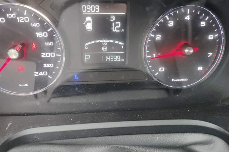 Used Roewe RX5 2016 20T Two-Wheel Drive Automatic Flagship Edition