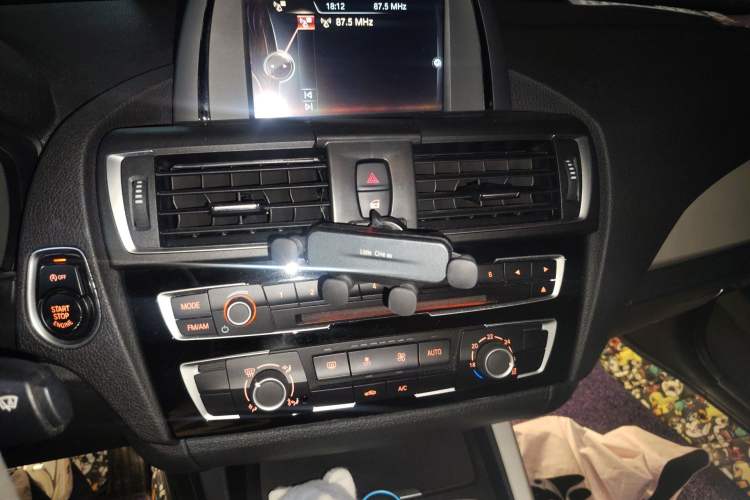 Used BMW 1 Series 2016 118i Leading Model Audio And AC Panel