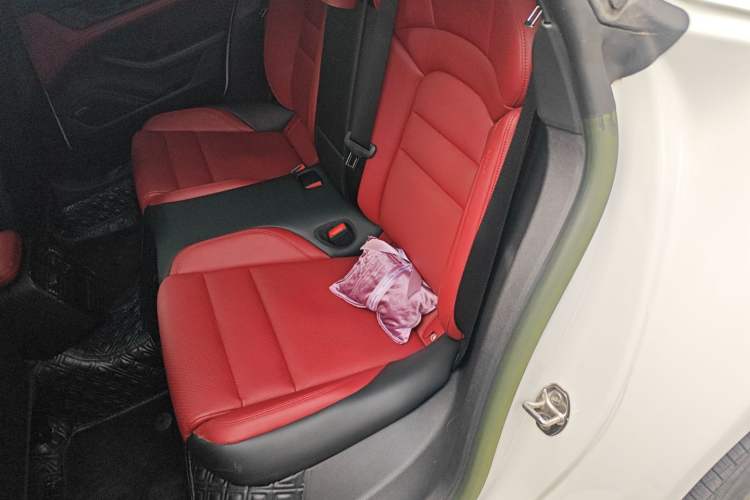 Used Porsche Taycan 2022-Year Updated Taycan