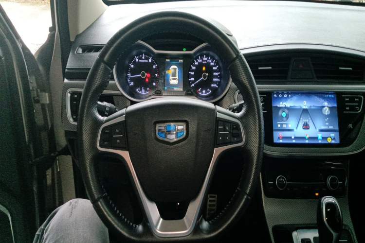 Used Geely Auto Emgrand GS 2016 Sport Edition 1.8L Automatic LingShang Model Steering Wheel