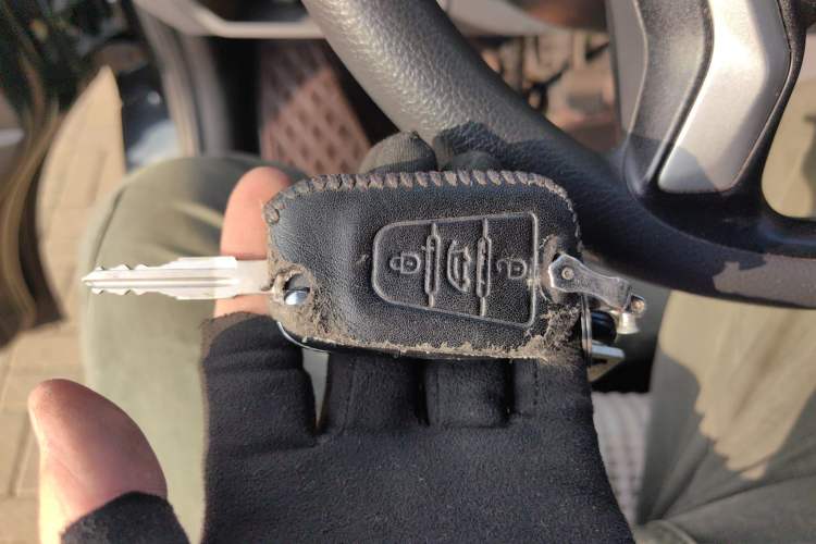 Used SAIC MAXUS V80 RV 2021 2.0T Traveler V80 Self-Propelled Class B RV Comfort Edition with a Horizontal Bed