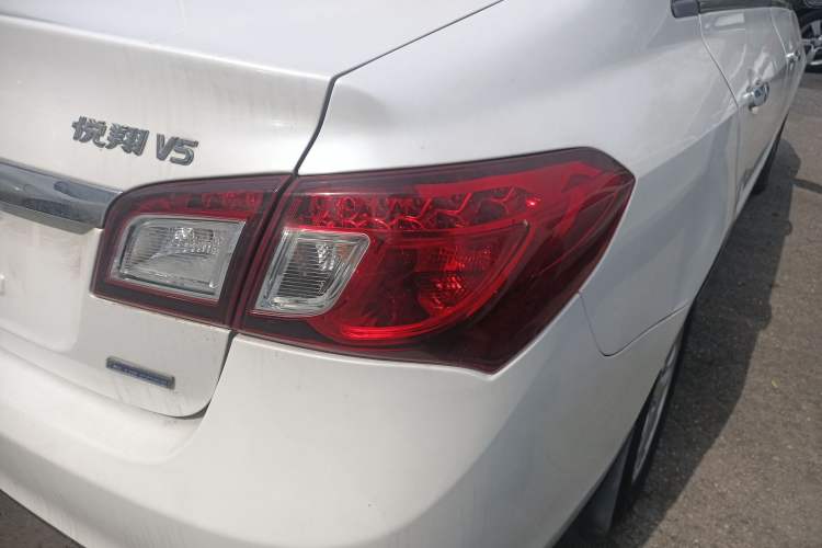 Used CHANGAN Alsvin V5 2012 1.5L Manual Dream Edition Right Rear Taillight