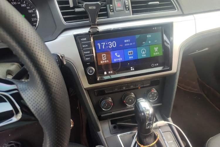 Used Volkswagen Lamando 2017 230TSI DSG Fashion Edition
