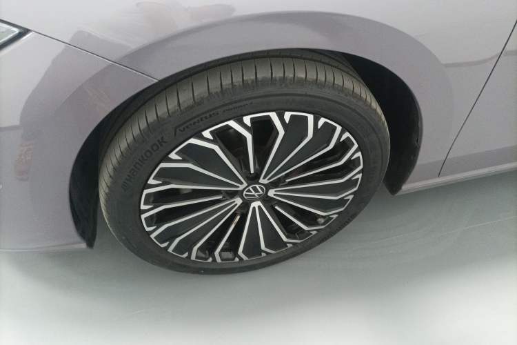 Used Volkswagen Passat 2025 Pro 380TSI Dragon Supreme Edition